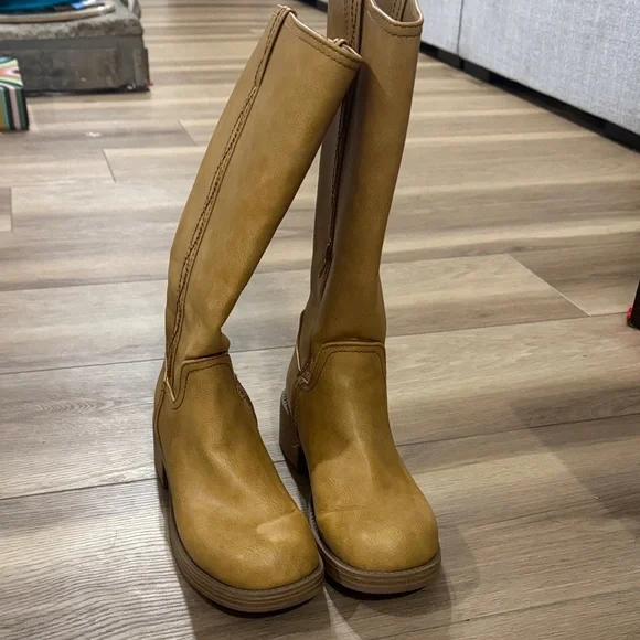 No Boundaries Women's Tall Riding Boot - Picture 2 of 5